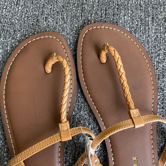 Sz 7 Aero Sandals - Picture 4 of 5